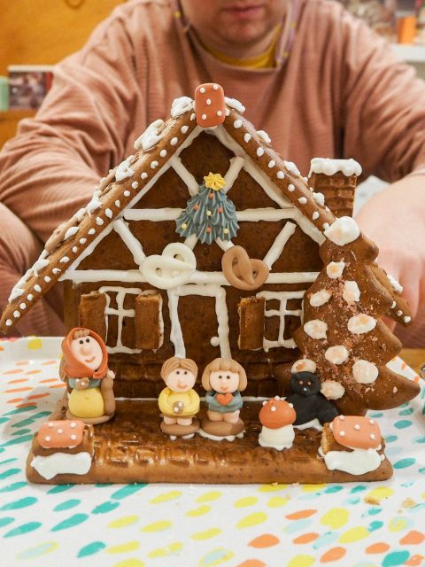 Making a Gingerbread House